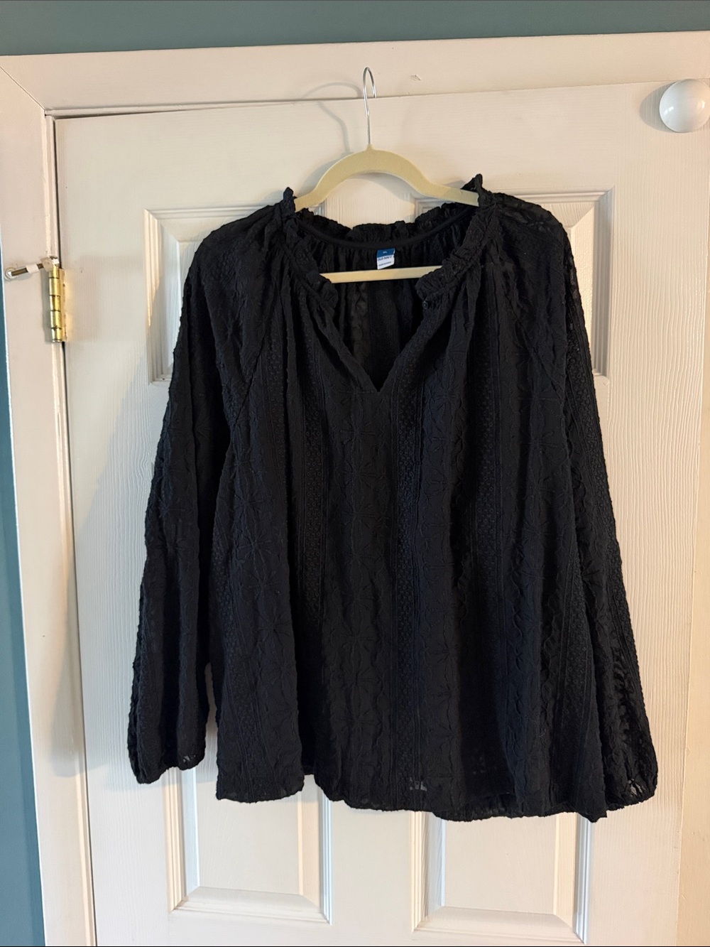 Old Navy Black Textured Peasant Top